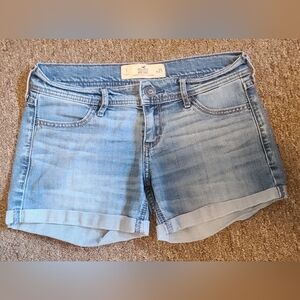 Hollister Midi Short size 25